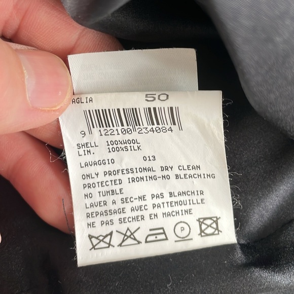 Giorgio Armani Womens Jacket 100% wool - Picture 6 of 7